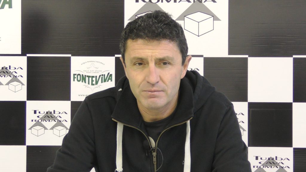 Conferenza stampa di V. Bonuccelli prima di Viareggio 2014 – Massese. Dello 07/12/18.